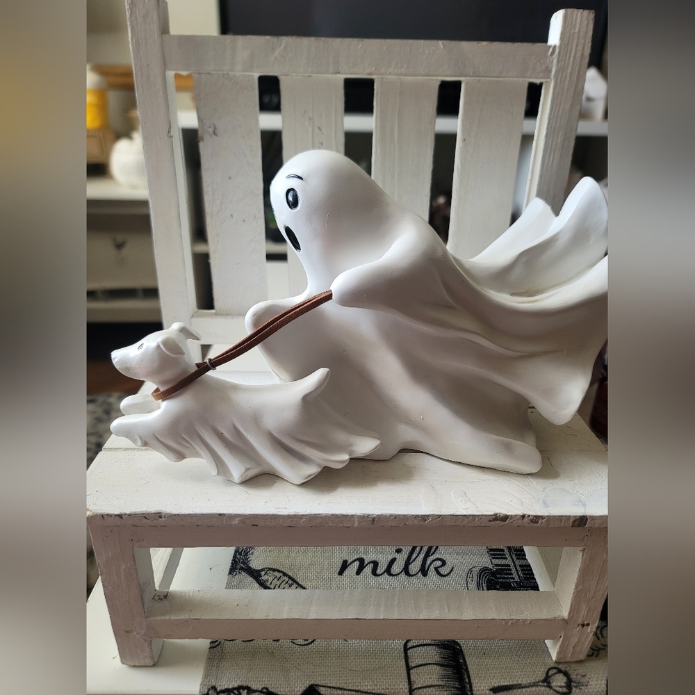 Viral Ghost Dog Figurine - Picture 1 of 5